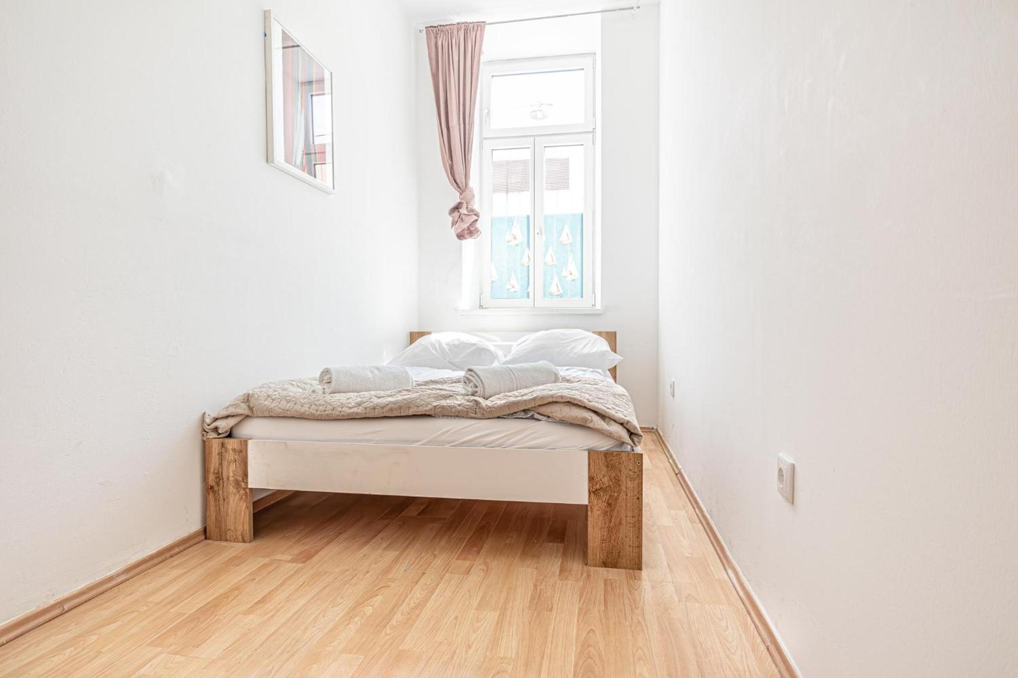 6br / Shared Garden Near Lorenz Boehler & Danube Appartement